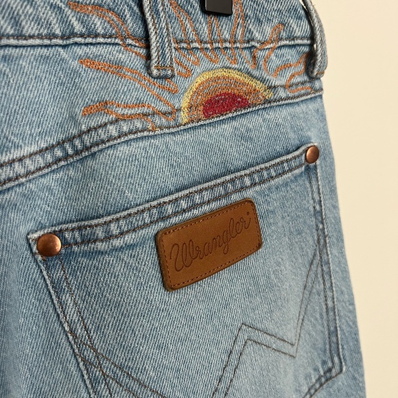 Wrangler Westward 626 High Rise Boot Jean - Picture 4 of 10